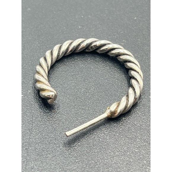 Sterling silver 925 Ribbed Textured Hoop Earrings 2.6mm, 7.6 Grams, 1” - Picture 7 of 14